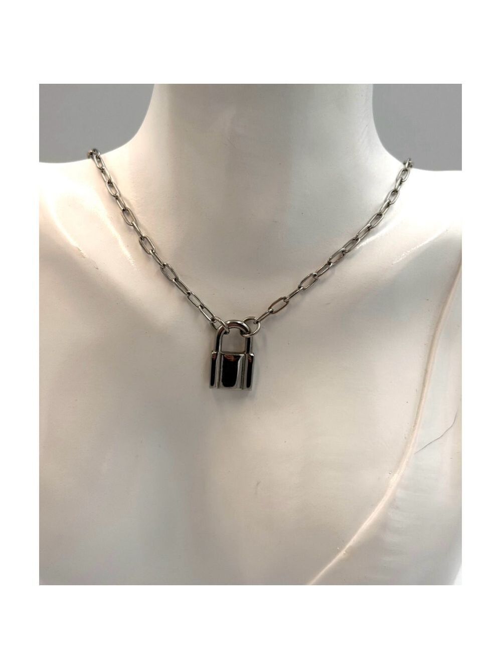 Unbranded Silver Chain Padlock Pendant Necklace 2408